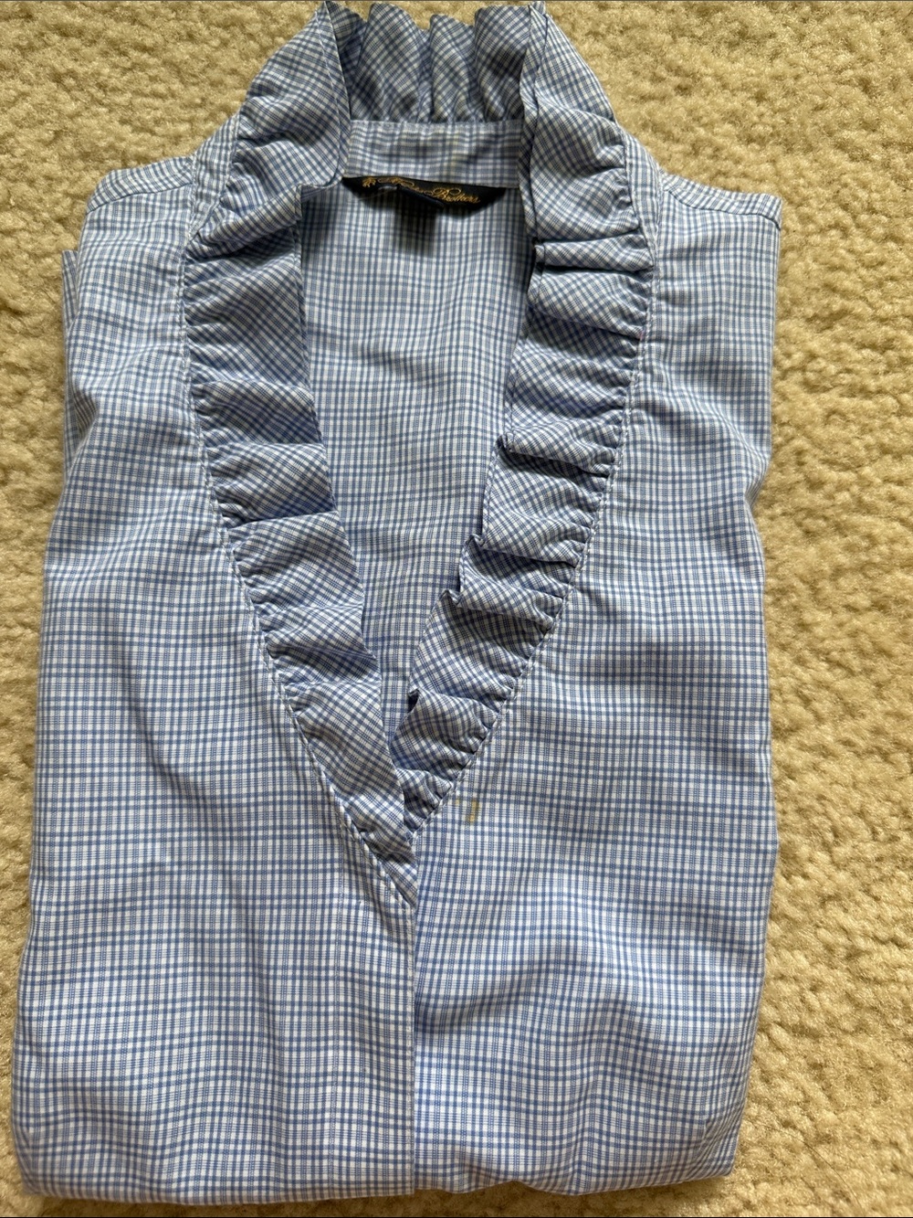 Brook Brothers ruffle v neck top size 6P 100% polyester see pics for stains